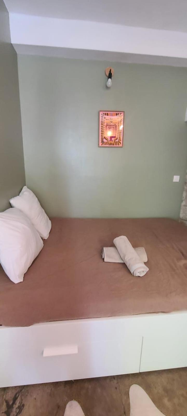 Studio Au Coeur Historique De Montpellier, 2 Personnes Et Wifi Exteriör bild
