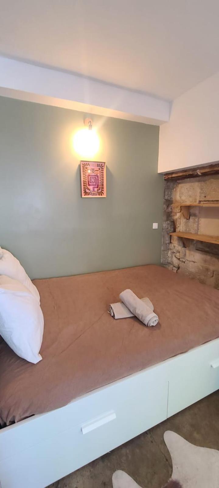 Studio Au Coeur Historique De Montpellier, 2 Personnes Et Wifi Exteriör bild